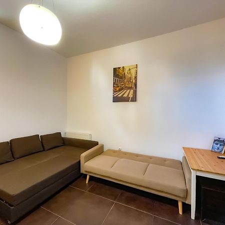 Cool Flat In The Heart Of Bucharest'S Fun And History Bucareste Exterior foto