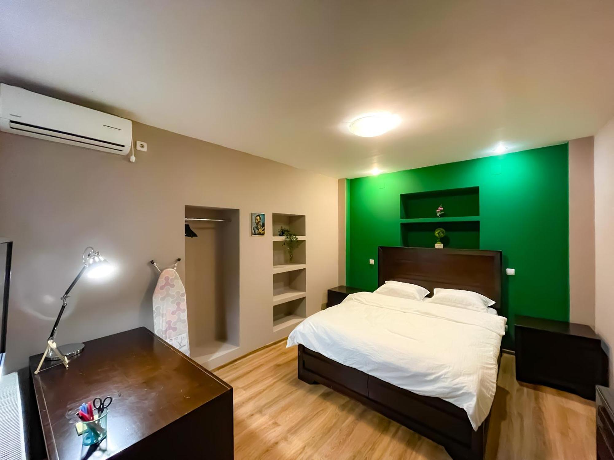 Cool Flat In The Heart Of Bucharest'S Fun And History Bucareste Exterior foto